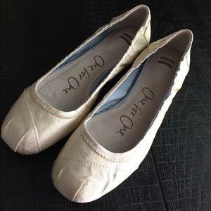 New TOMS ballet flats