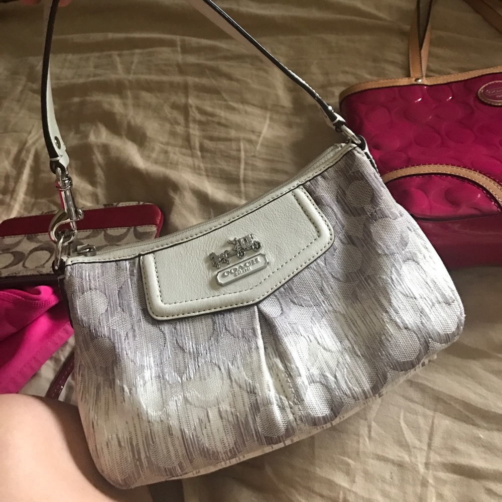 Cute vintage coach purse