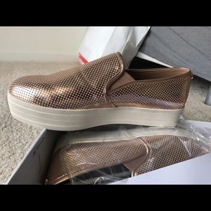 Steve Madden Platform slip ons