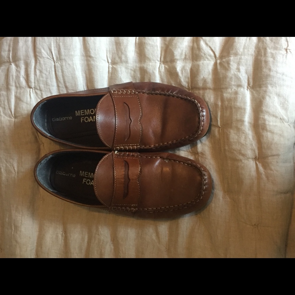 Memory foam Claiborne men's brown loafers
