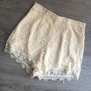 Lace High Wasted Shorts