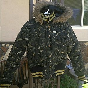 LOT29 Looney Tunes Puffer Jacket w/ fur