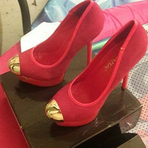 Shoes never been worn