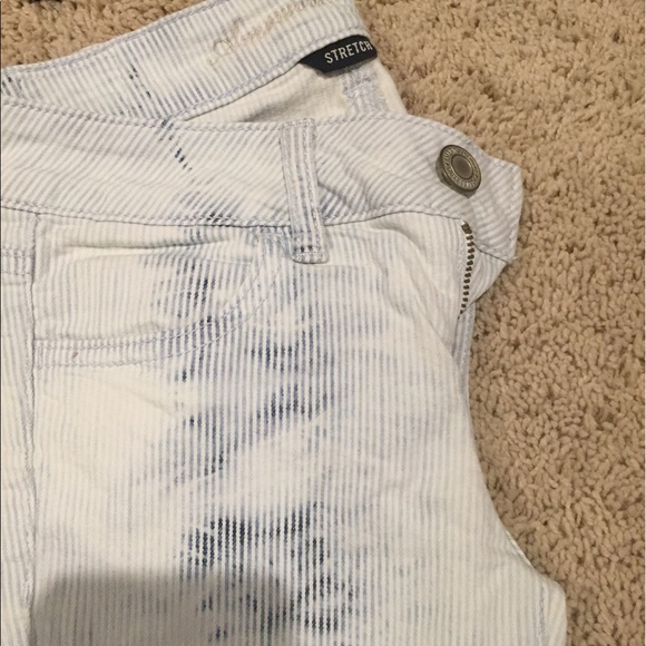 American eagle whitewashed stretch Jean leggings - Picture 3 of 4