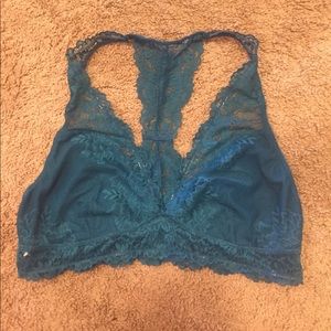 MAIDENFORM TEAL BRALETTE