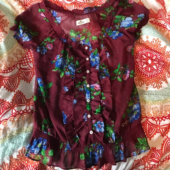 Hollister XS shirt - Picture 3 of 3