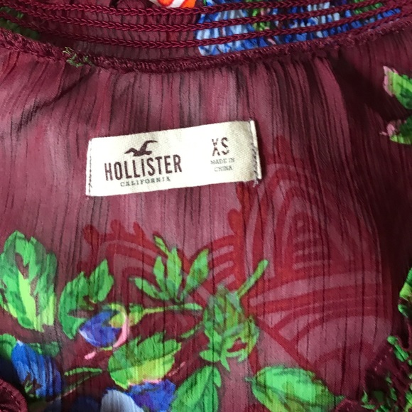 Hollister XS shirt - Picture 2 of 3