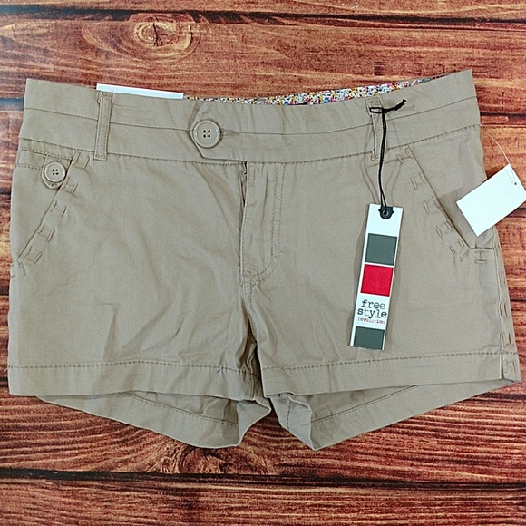 Freestyle Pants - Freestyle Revolution Twill Tan Shorts Size 11
