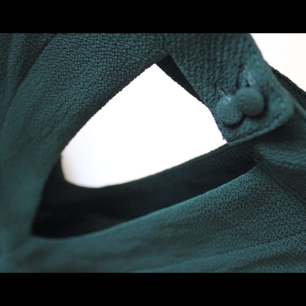 Green Blouse - Picture 3 of 3