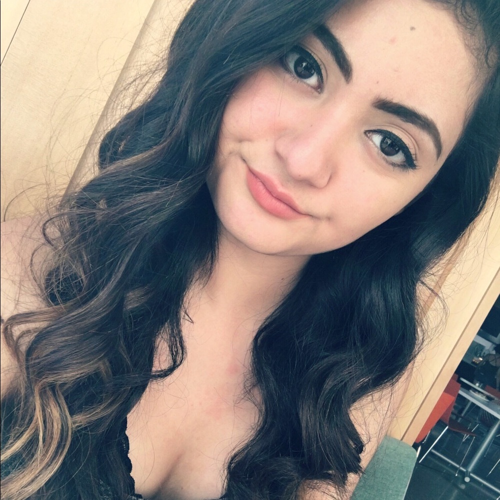 Meet your Posher, Brianna