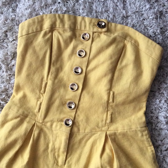 Esther's Archive Yellow Romper - Picture 2 of 7