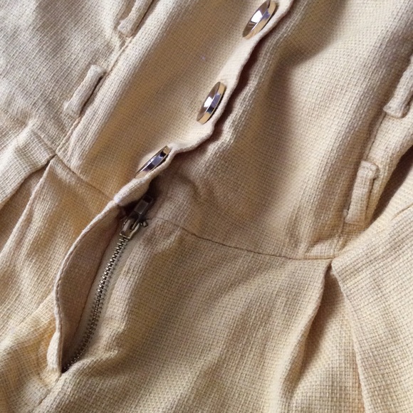 Esther's Archive Yellow Romper - Picture 6 of 7