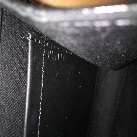 Louis Vuitton Clutch - Picture 8 of 8