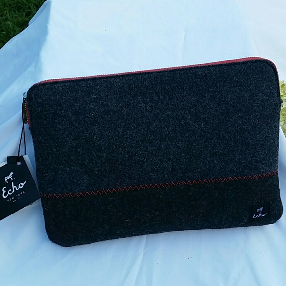 Echo Handbags - Echo zippered bag