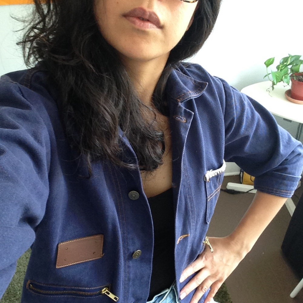 Vintage denim with detailed pockets