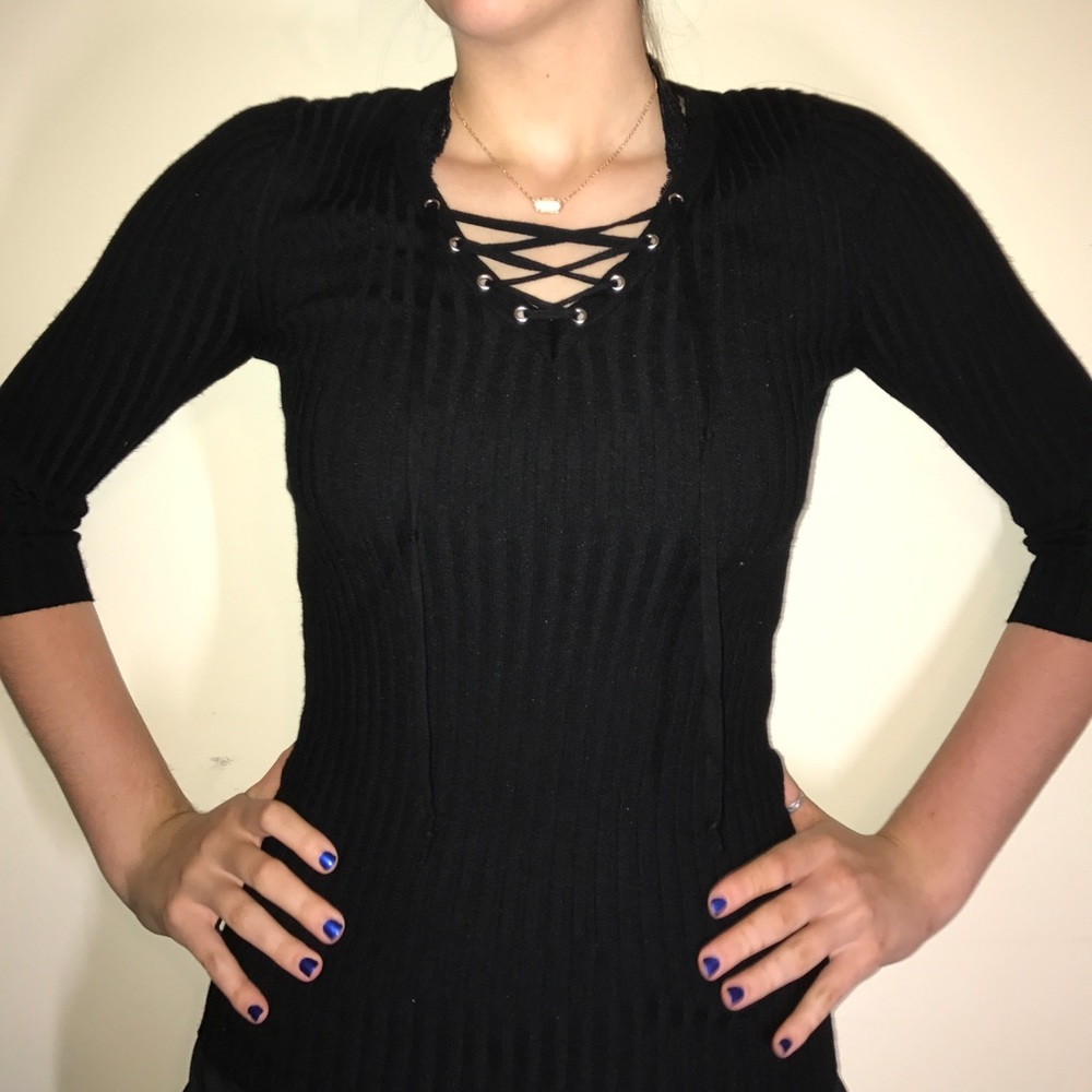 Lace up black top