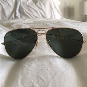 Ray-Ban Classic Aviator
