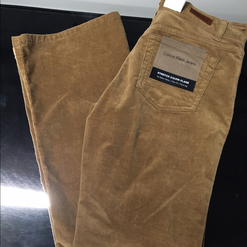 Calvin Klein Flare leg - Thin Corduroy/suede brown