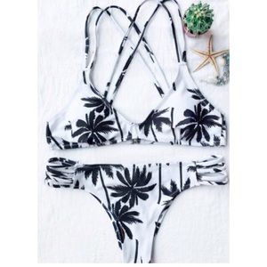 ❗️SOLD❗️! black and white palm tree bikini