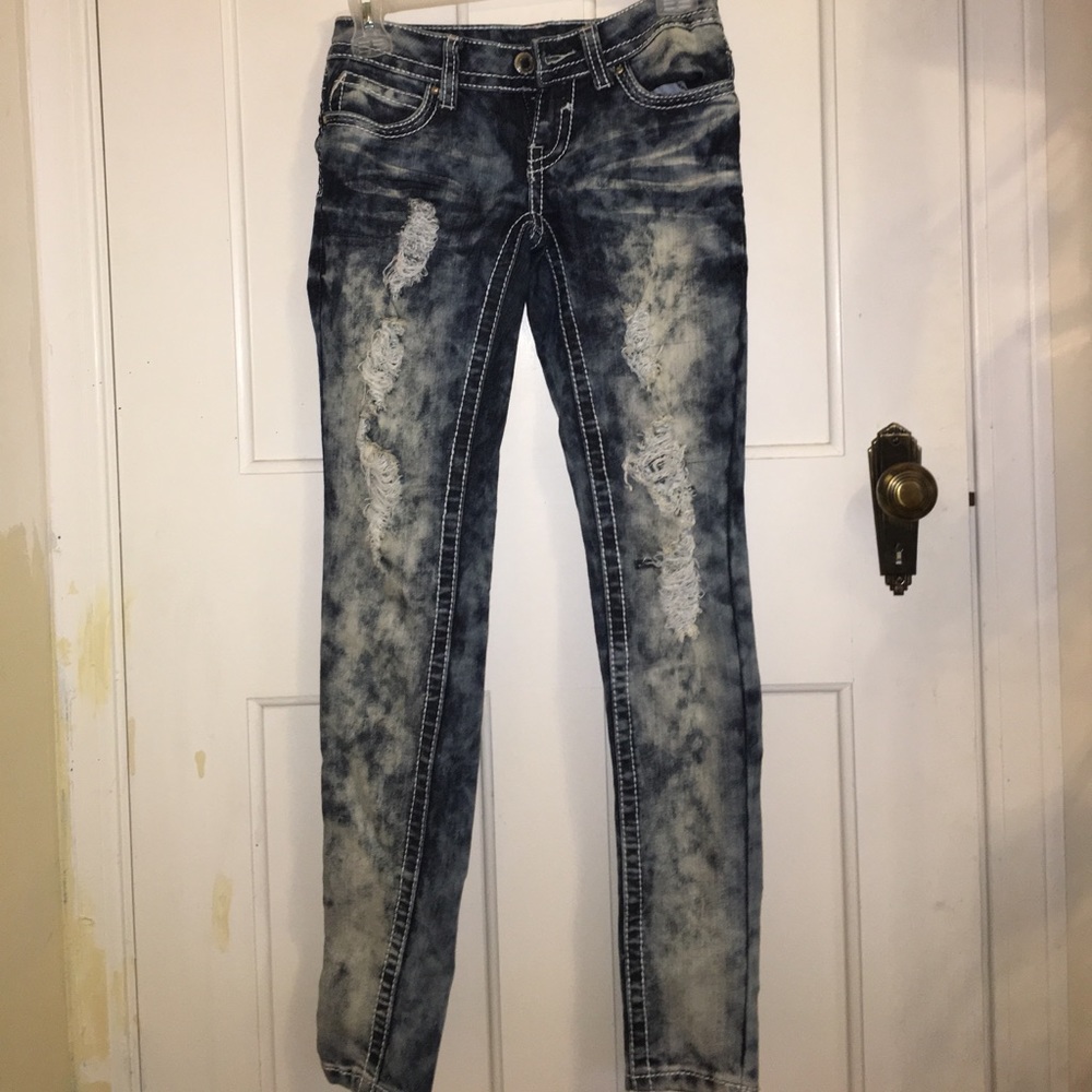 Acid wash jeans