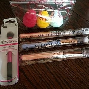 Flash sale!New Pur makeup blenders, Luxie brushes,