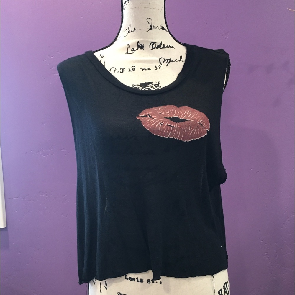 Black Kiss Muscle Tee