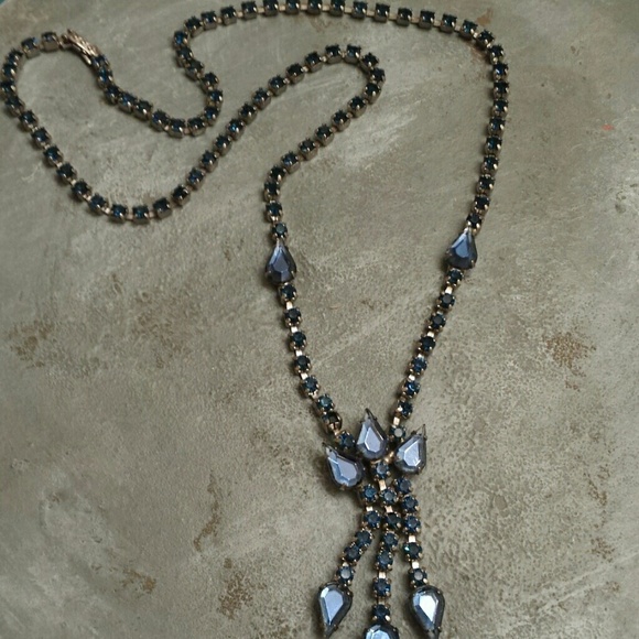 🐦 Vintage Rhinestone Necklace - Picture 2 of 4
