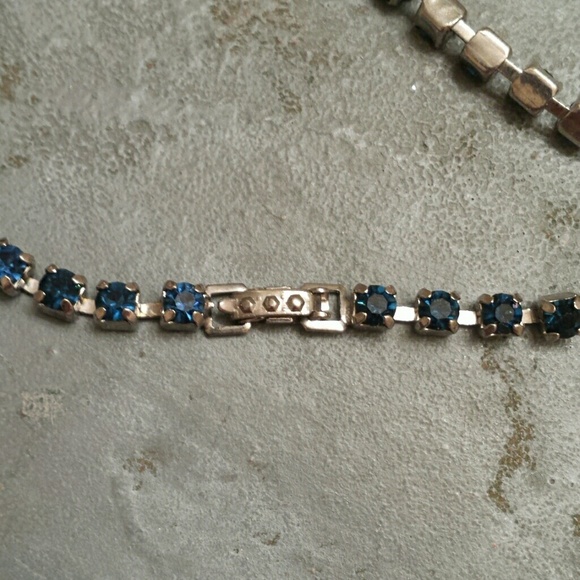 🐦 Vintage Rhinestone Necklace - Picture 4 of 4