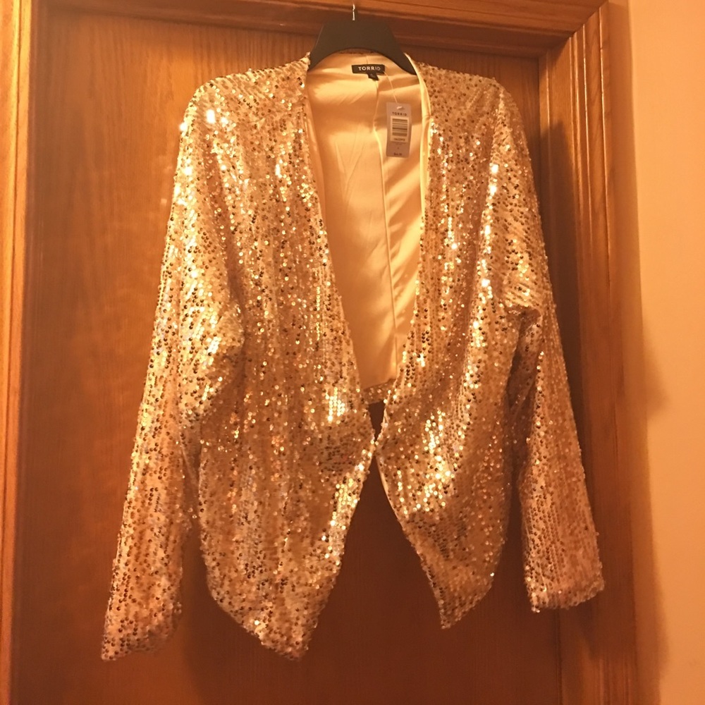 BNWT Torrid 4x Sequin Jacket Rose Gold