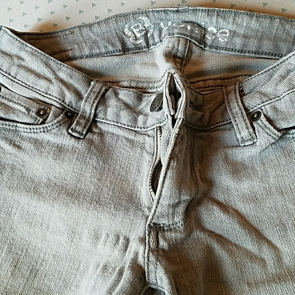Grey skinny jeans