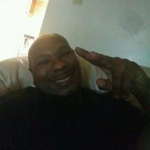 Meet your Posher, Laron