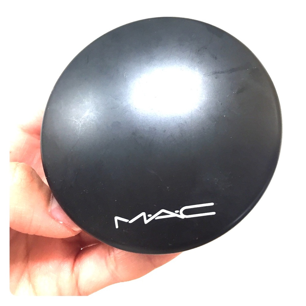 MAC Mineralize Face Setting/Powder/Foundation