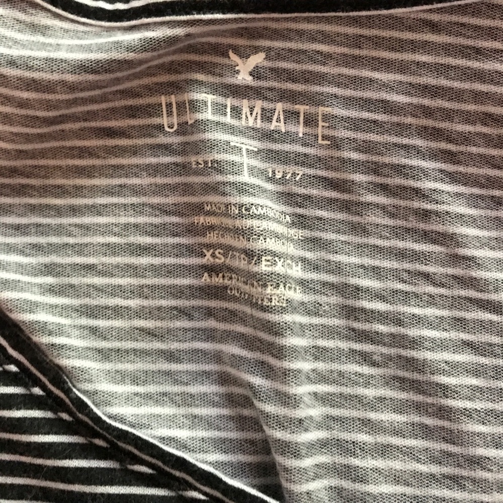 T-shirt bundle. - Picture 3 of 5