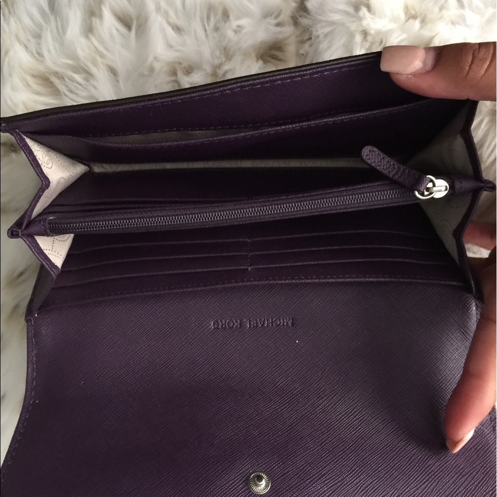 MK Wallet - Picture 2 of 2