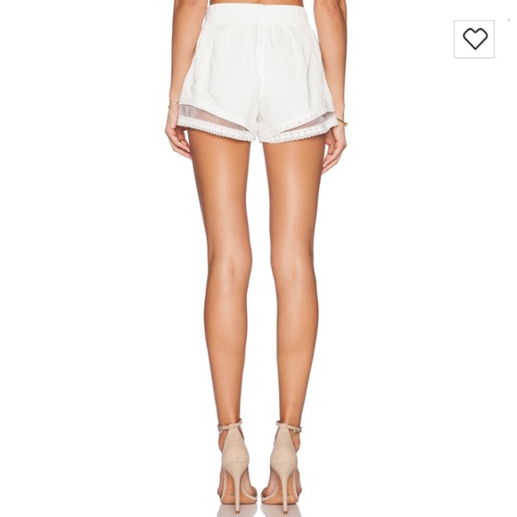 J.O.A. Double Layered Lace Shorts - Picture 3 of 3