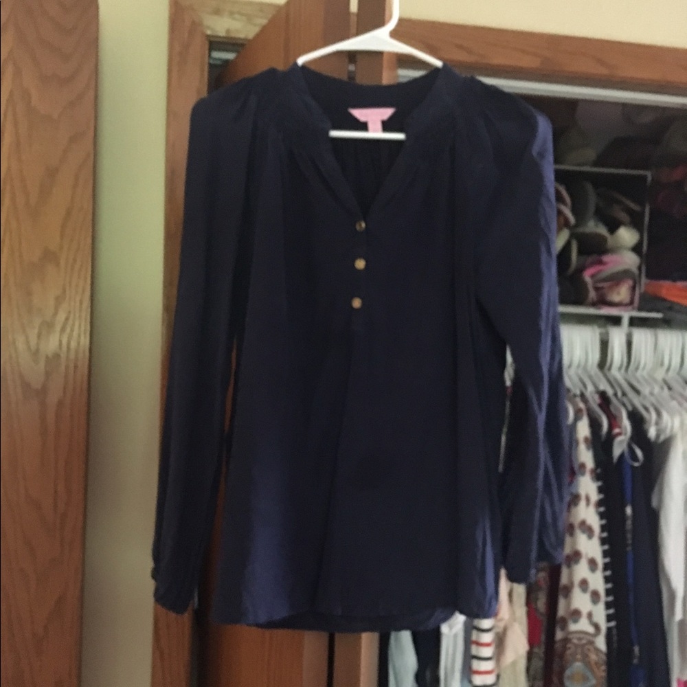 EUC Lilly Pulitzer Navy Elsa Blouse