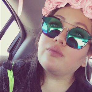 Meet your Posher, Terretta