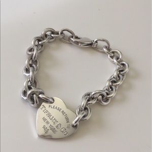 Classic "please return to Tiffany &Co. New York"