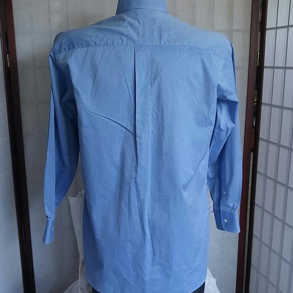 Shirt - Picture 4 of 5