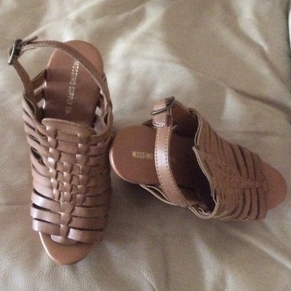 Tan Wedge heels