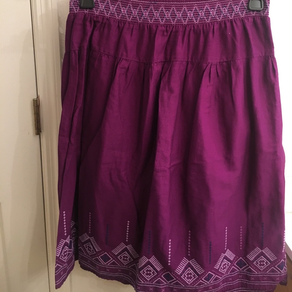 Old navy tribal skirt
