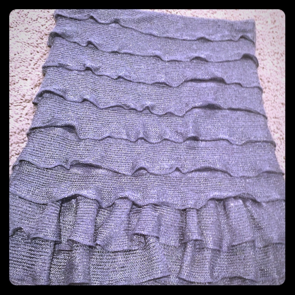 Gray Ruffled skirt
