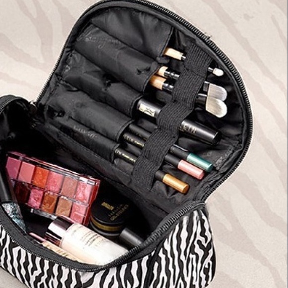 Cosmetic Makeup Toiletry Bag - Picture 4 of 7