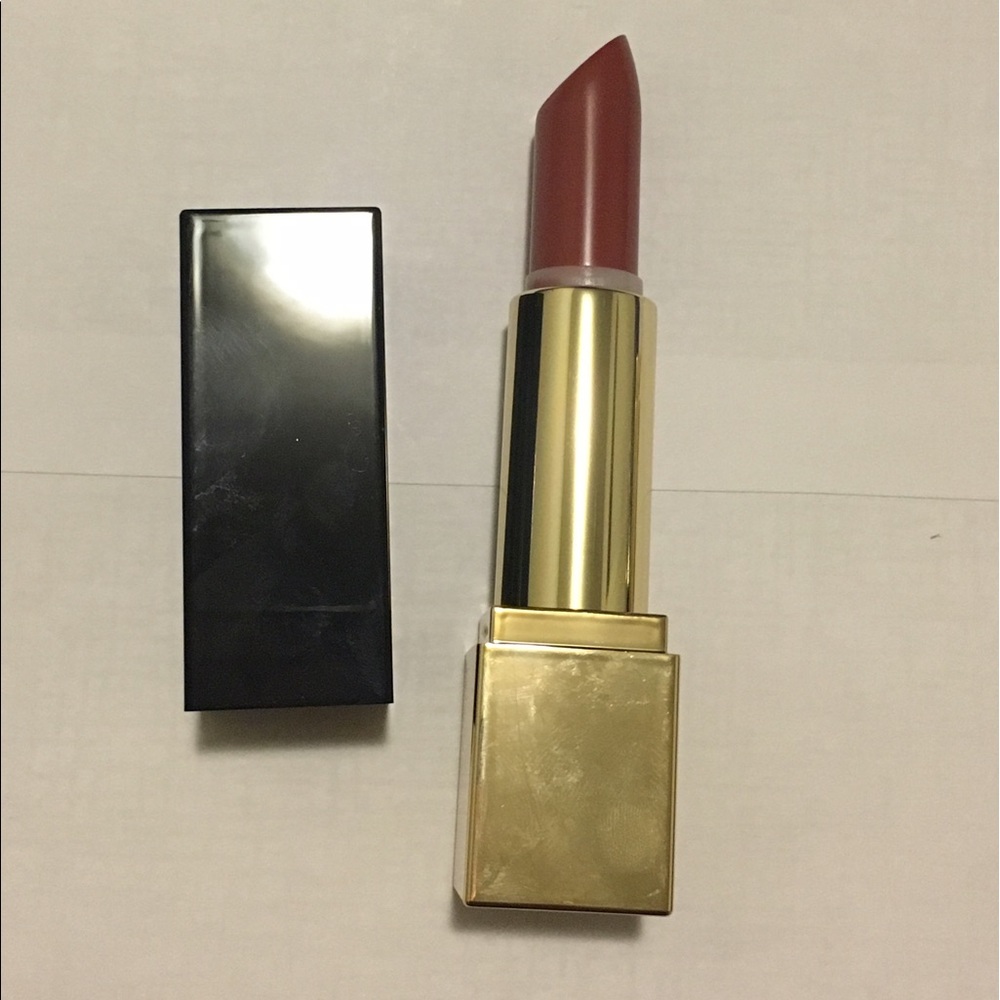 Estée Lauder Lipstick