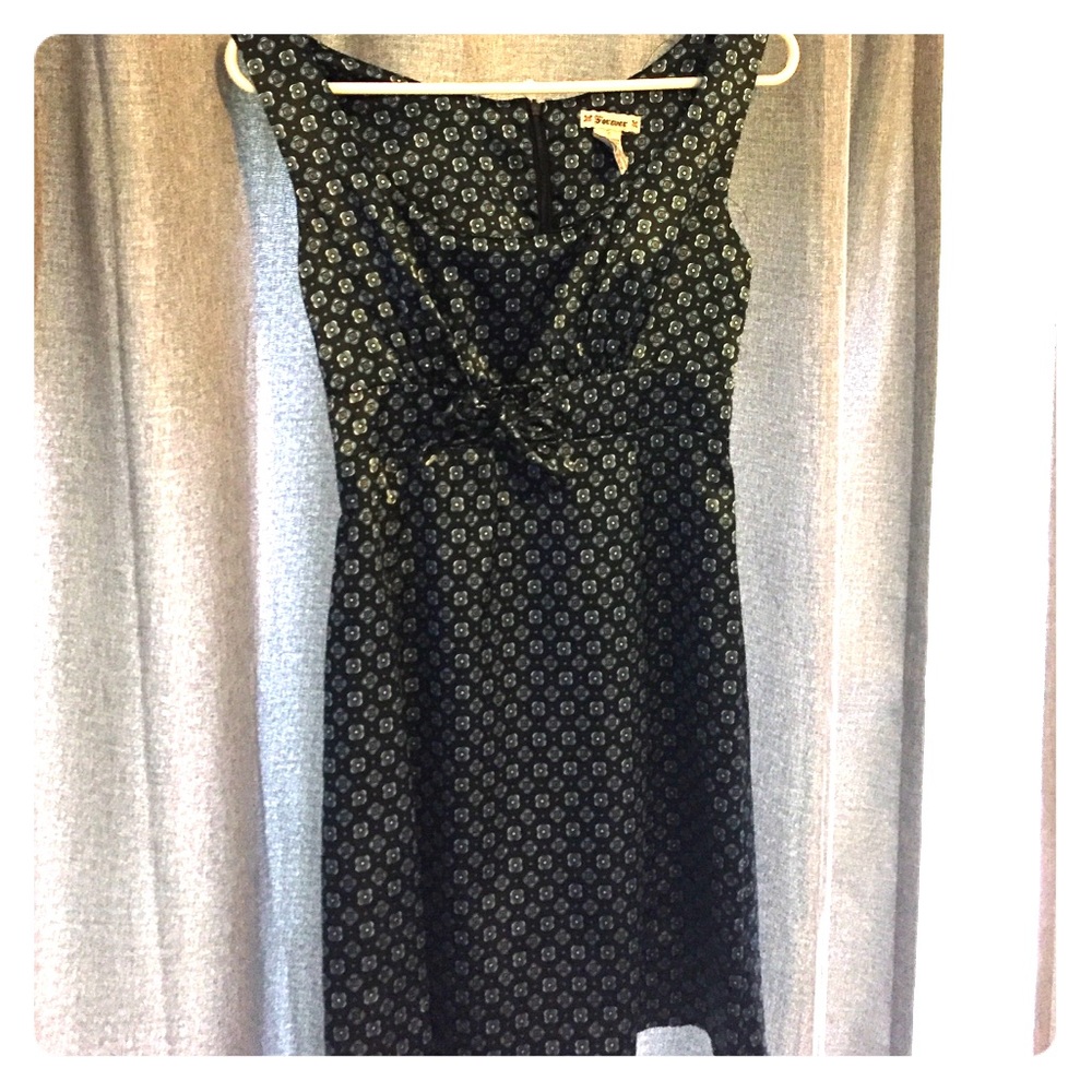 Forever 21 Black Patterned Dress