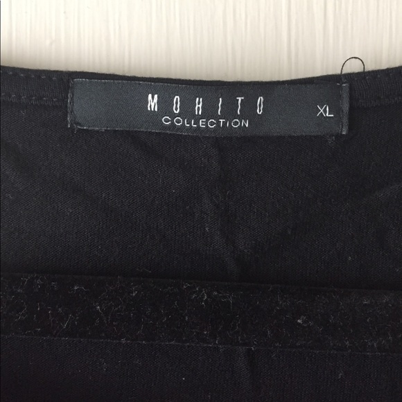 Black top - Picture 2 of 2