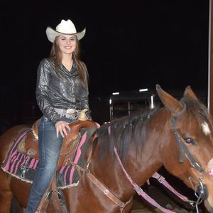 Meet your Posher, Cheyenne