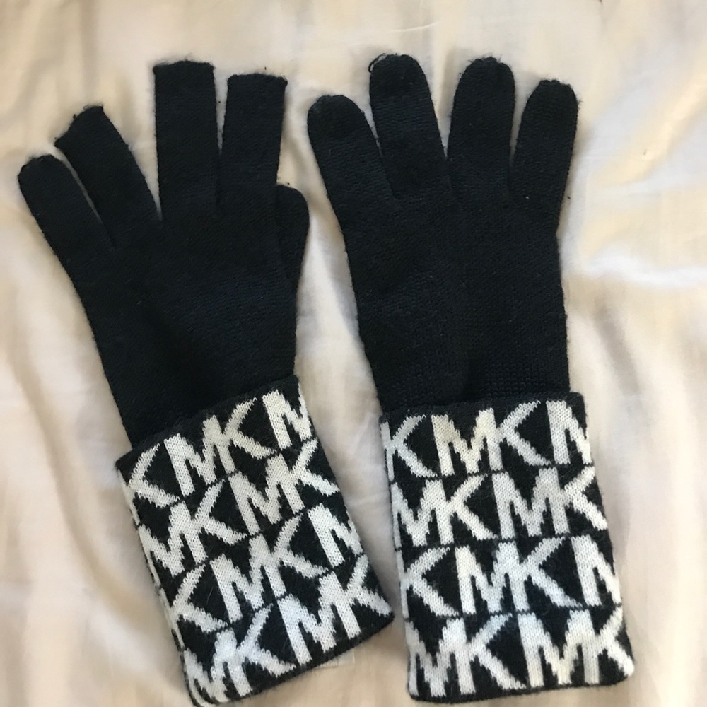 MICHAEL KORS GLOVES - Picture 2 of 6