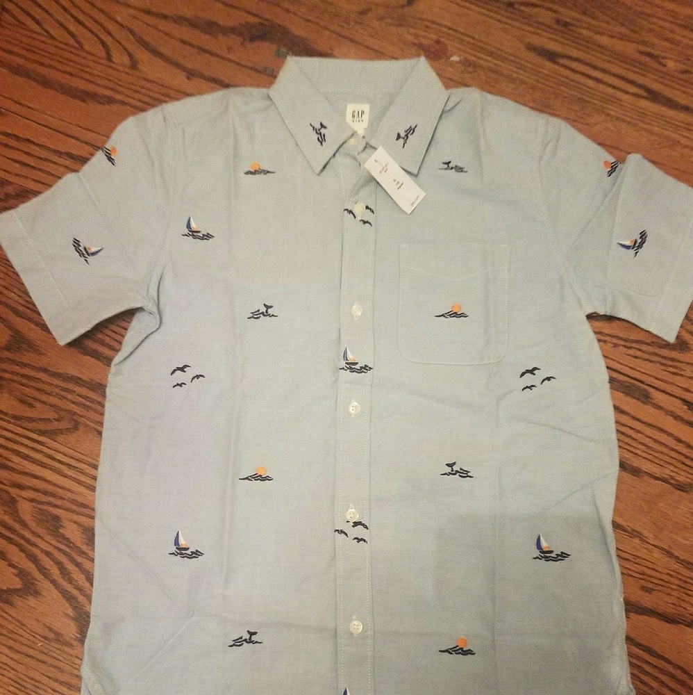 Boys short sleeve button up shirt