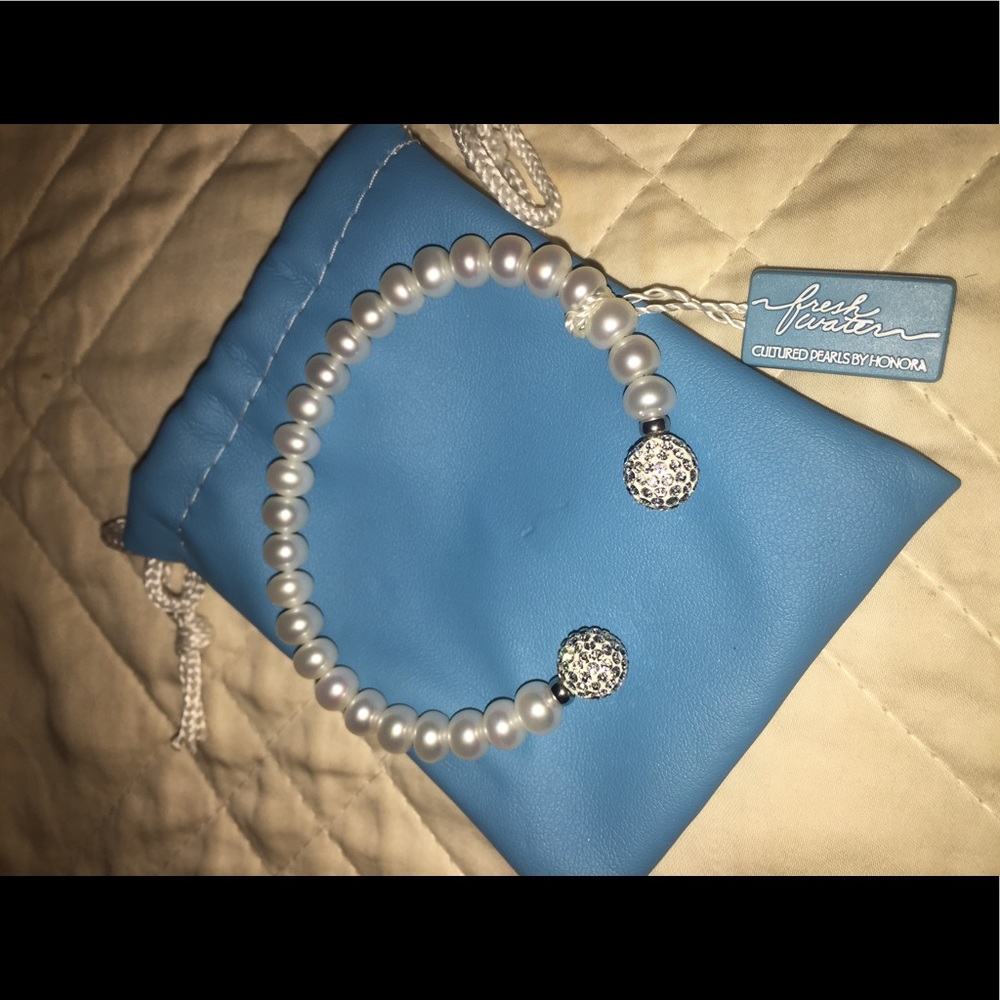 Pearl & rhinestone bracelet NWT